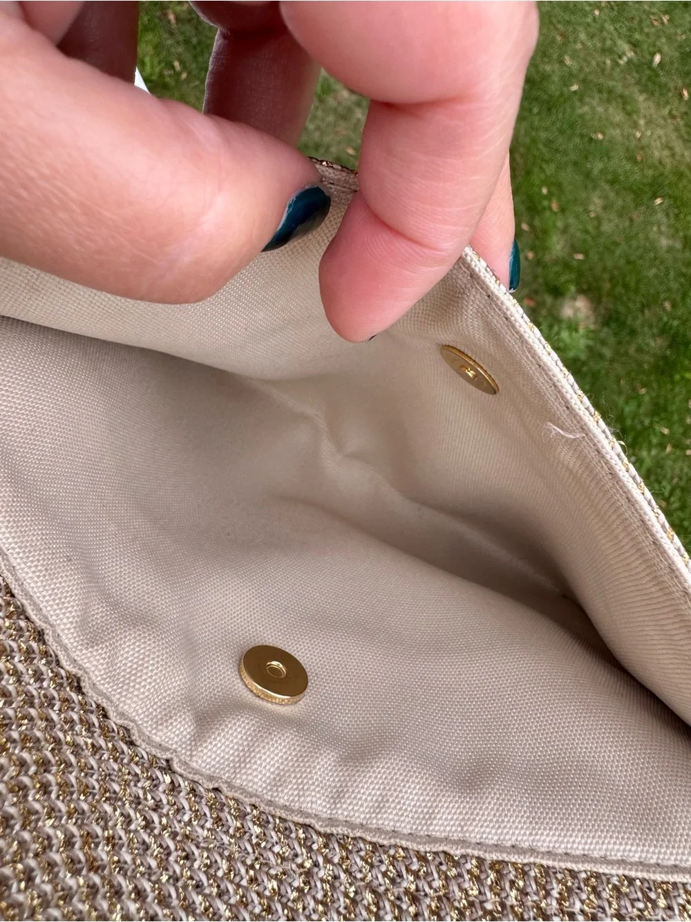 Eric Javits Woven Shoulder Bag with Gold Turn-Lock in Taupe